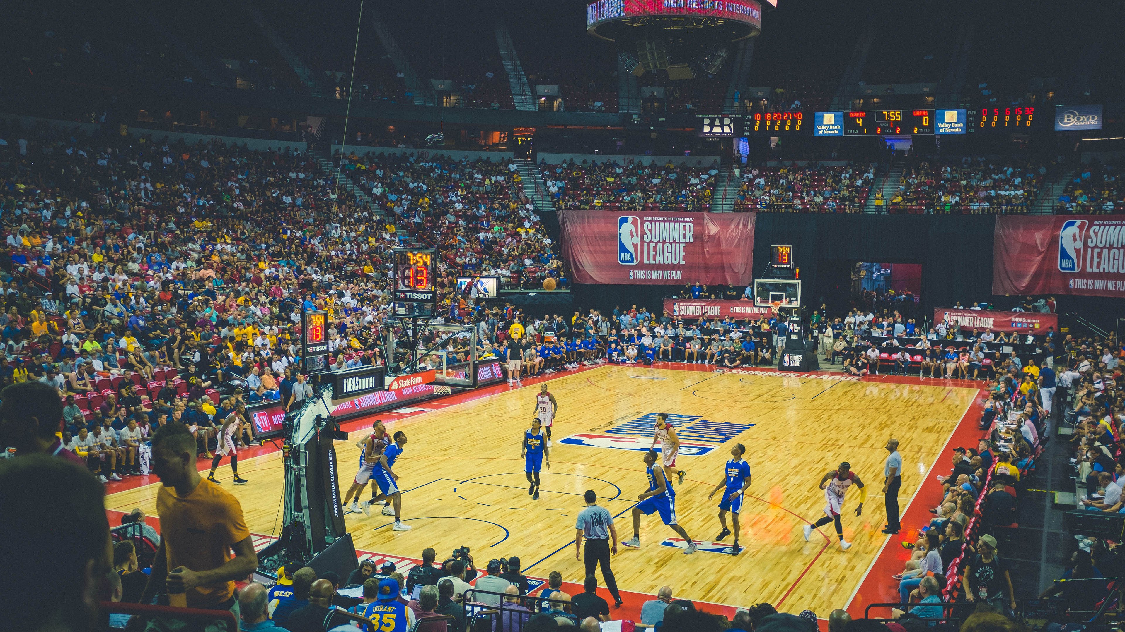 全国青少年篮球联赛荣耀开启，未来之星逐梦赛场，青少年篮球大赛