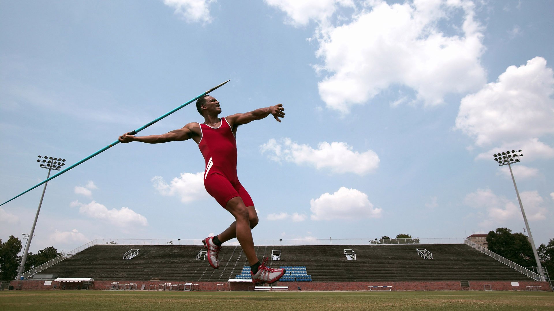 跨界合作成趋势：电竞与电影、动画同步发力，电竞题材影视化